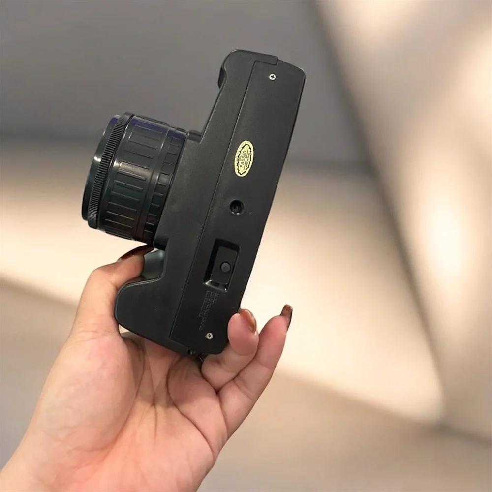AKIRA 2000N Film Camera